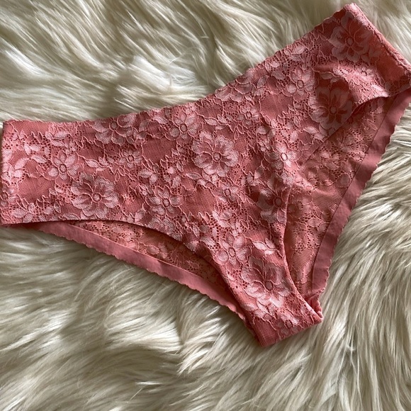 Victoria’s Secret Y2K hip hugger cheeky panties - Picture 3 of 7